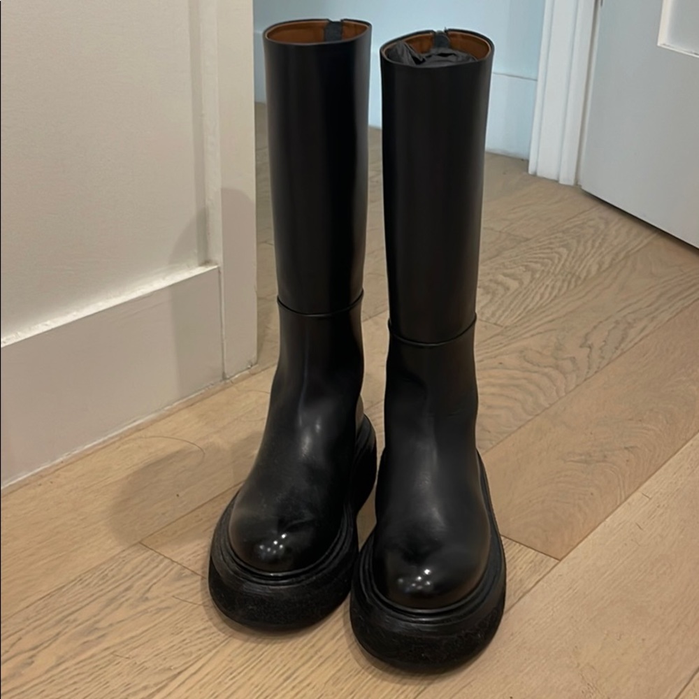 Marsell- mid-calf length boots